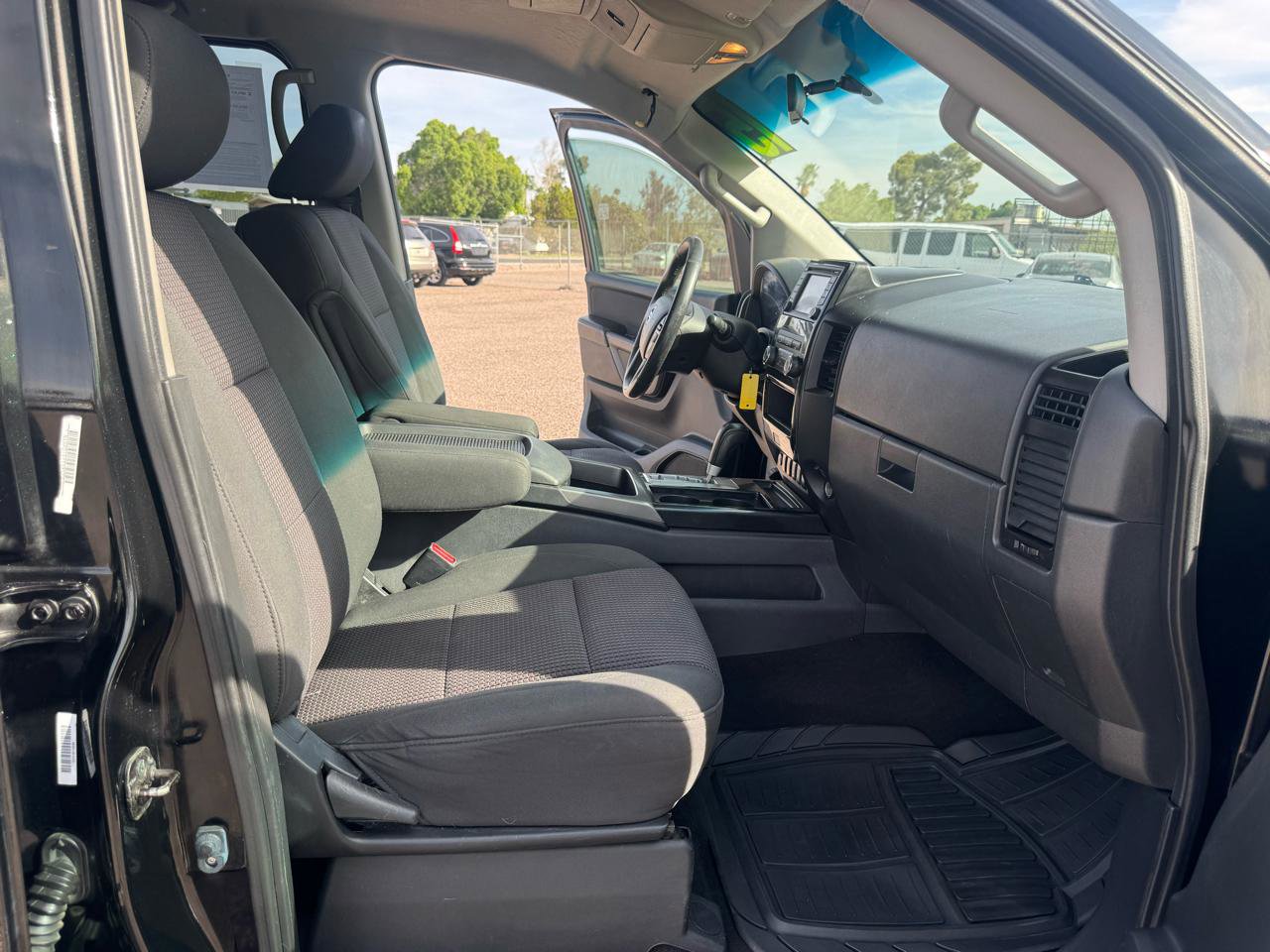 Used 2015 Nissan Titan SV w/ SV Value Truck Package RWD image 55