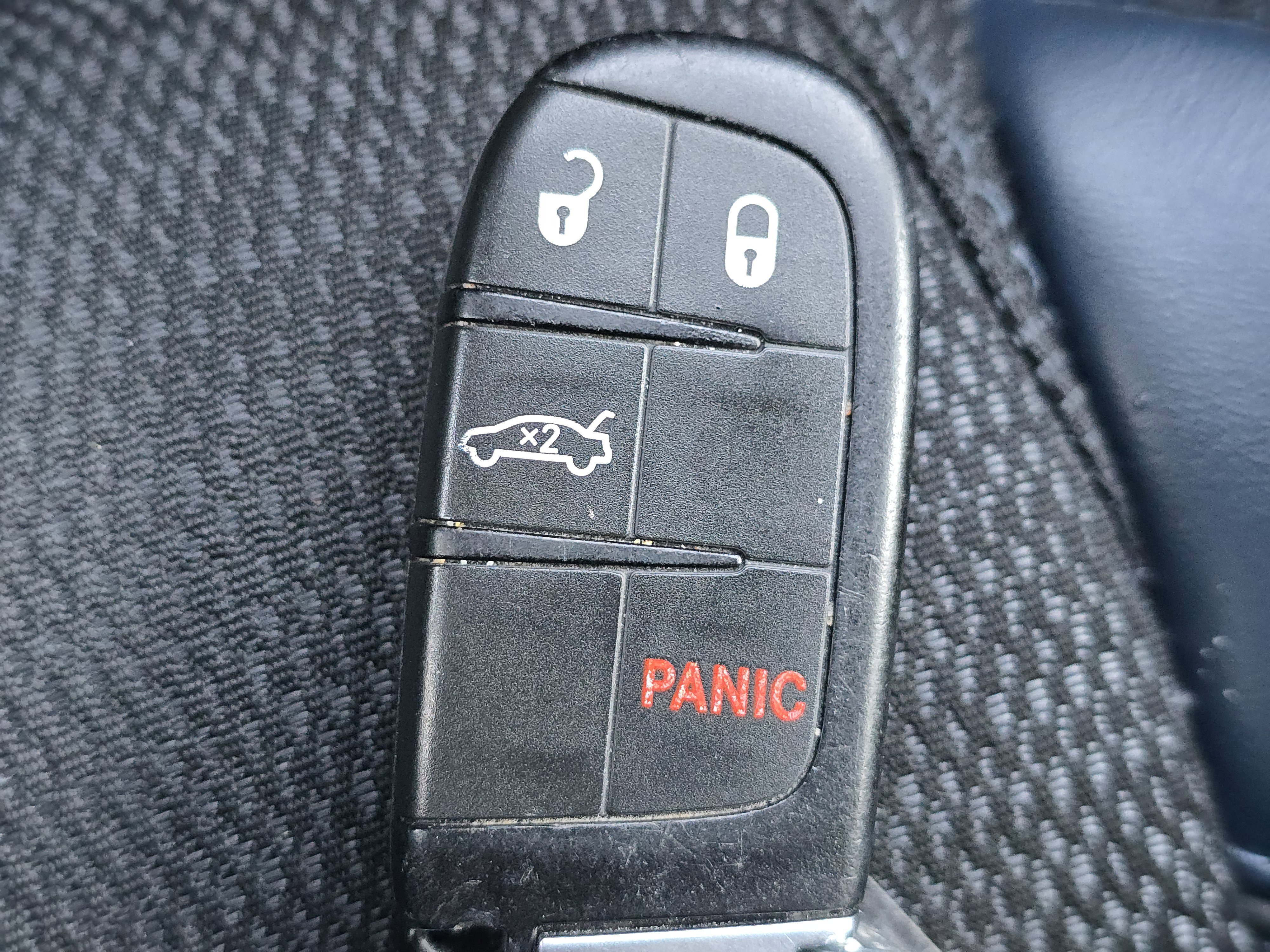 Used 2016 Chrysler 200 S image 27