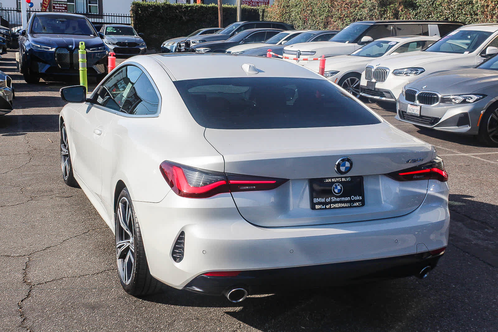 Used 2024 BMW 430i Coupe w/ Convenience Package RWD image 6