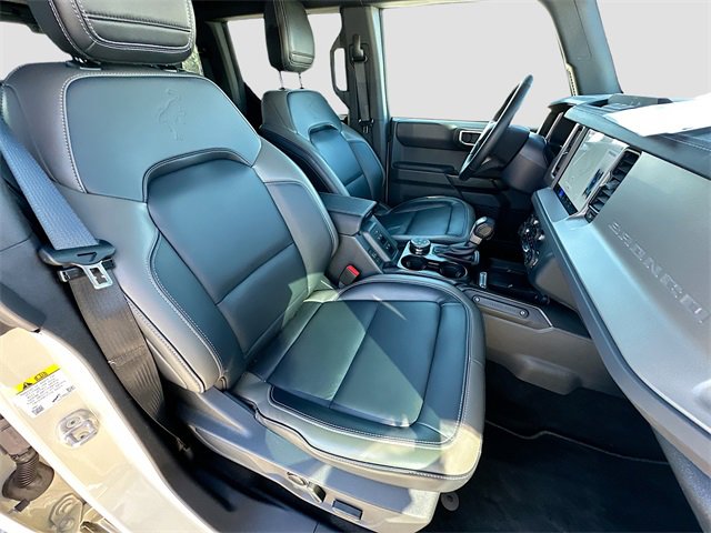 Used 2025 Ford Bronco Outer Banks image 27