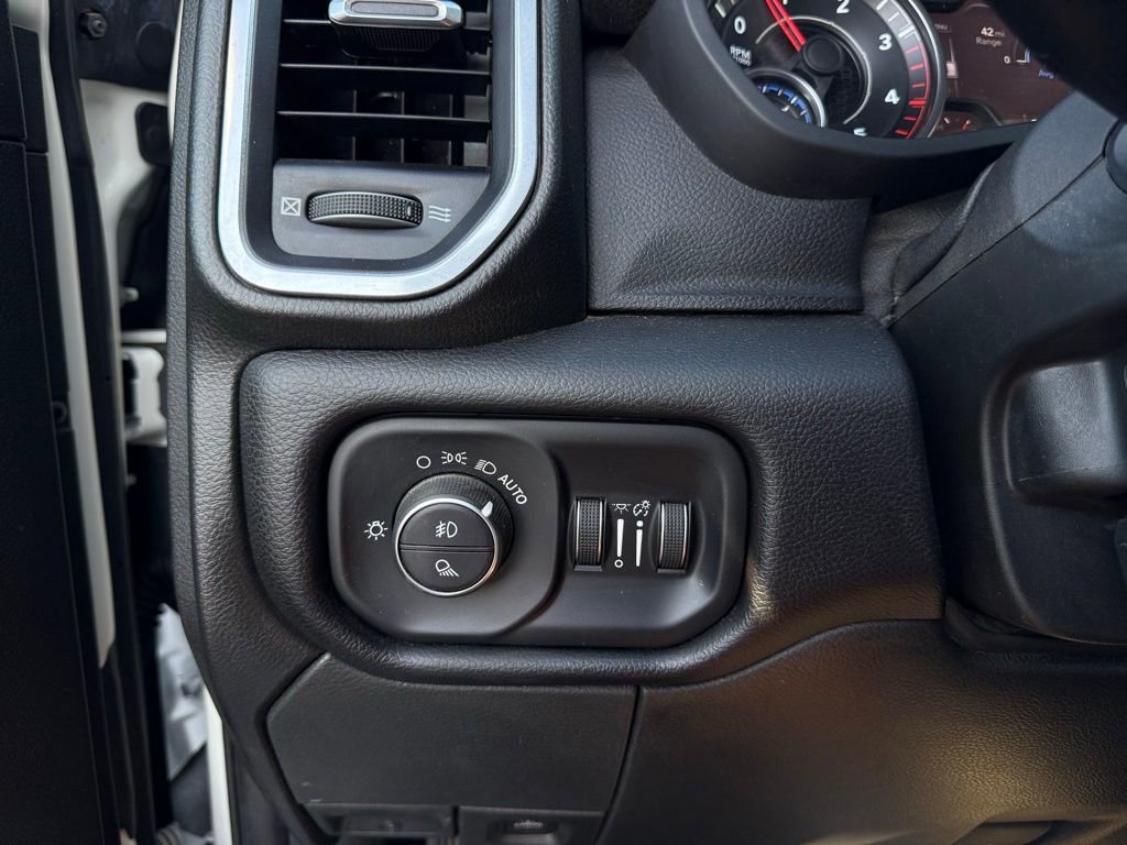 Used 2022 RAM 3500 Laramie image 13