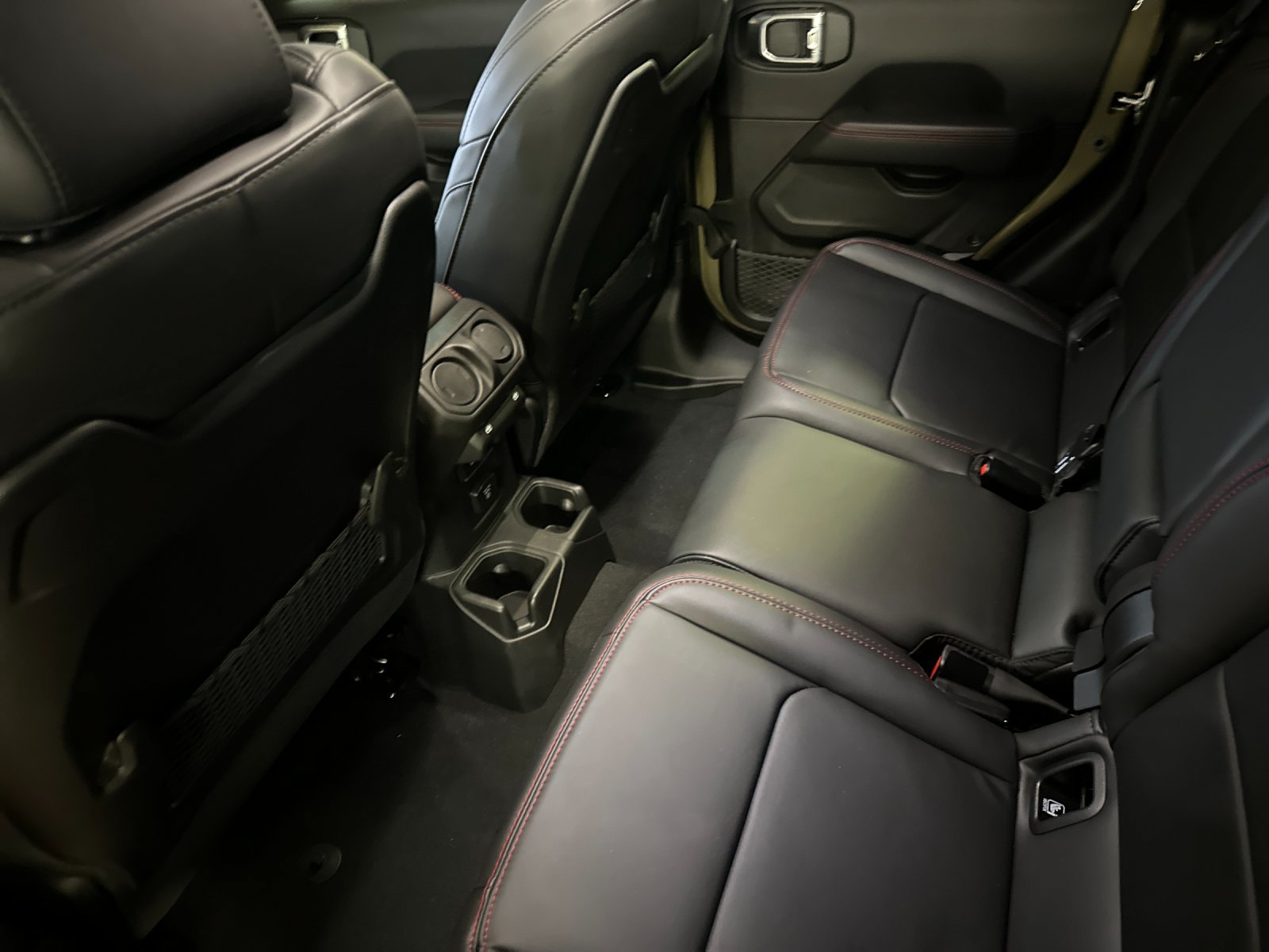 New 2026 Jeep Gladiator Sport AWD/4WD image 11