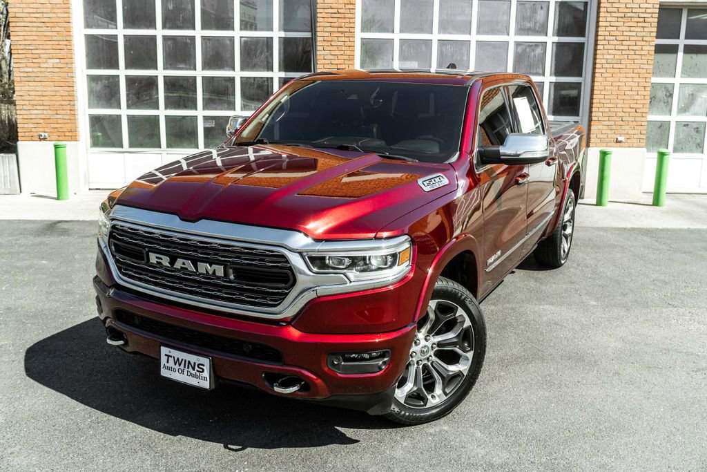 Used 2022 RAM 1500 Limited w/ Body-Colour Bumper Group AWD/4WD image 2