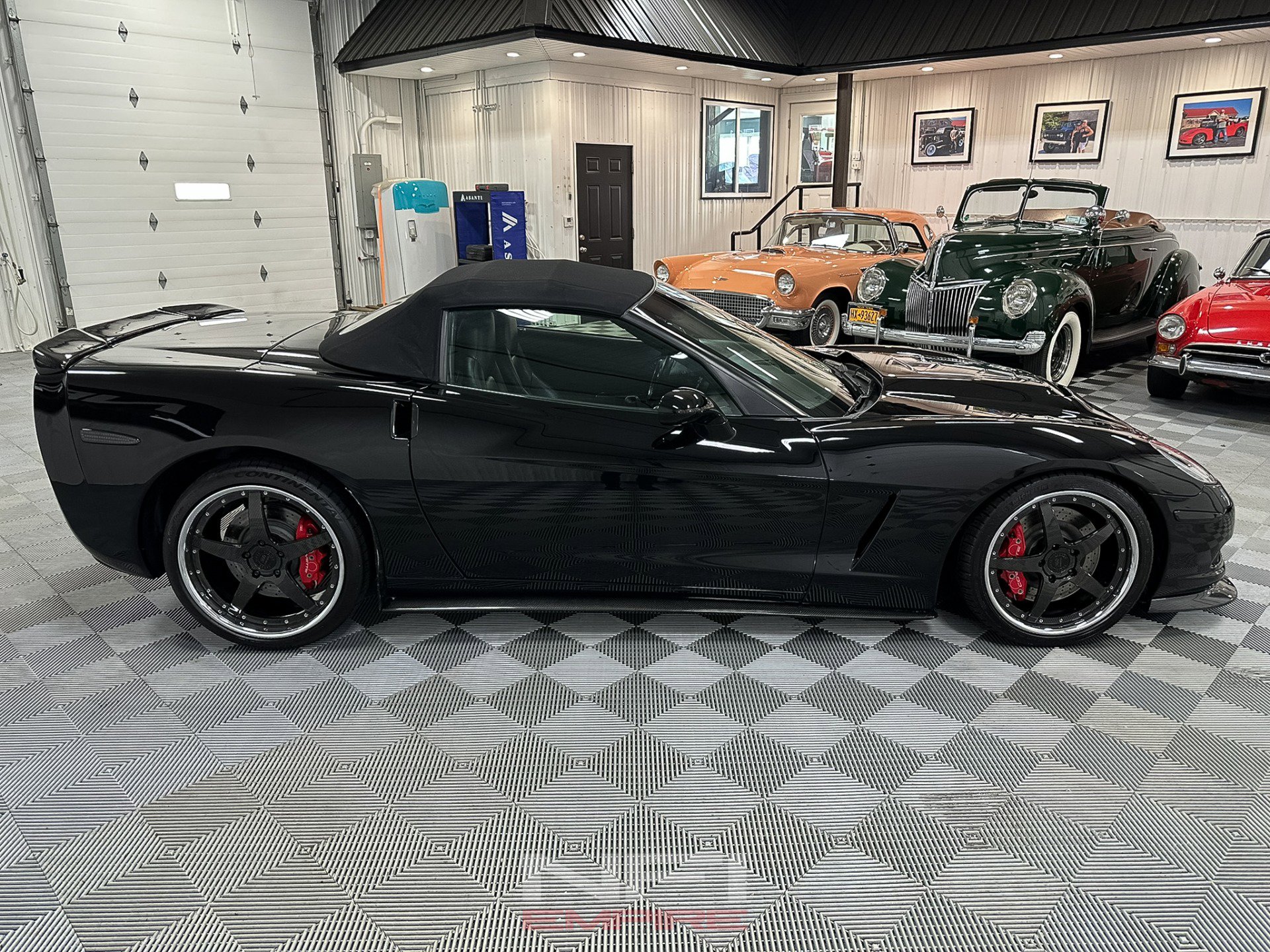 Used 2006 Chevrolet Corvette Convertible 2D w/ Preferred Equipment Group image 12