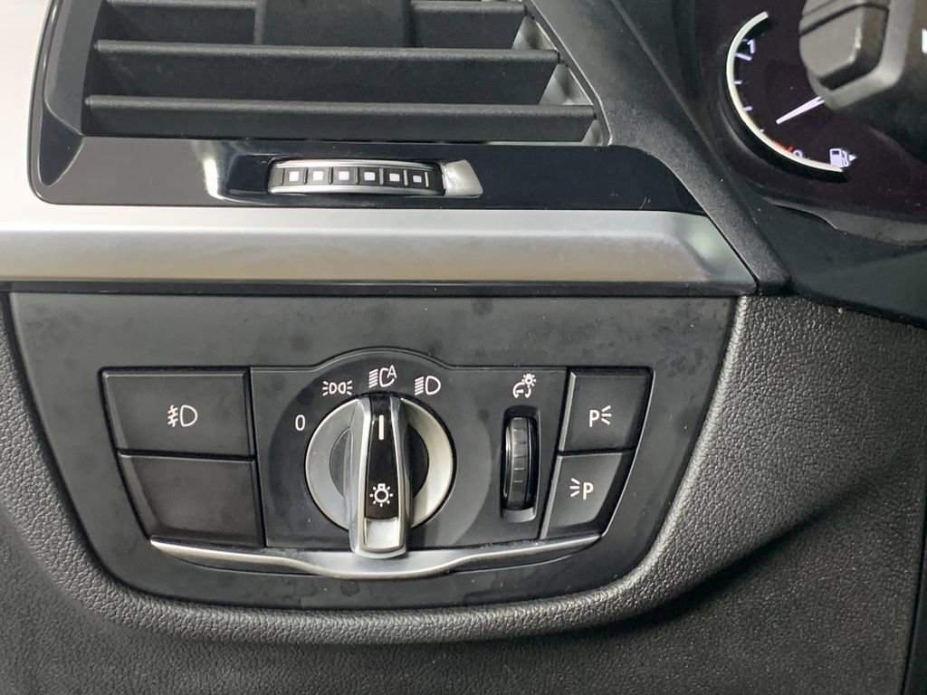 Used 2019 BMW X3 sDrive30i image 17