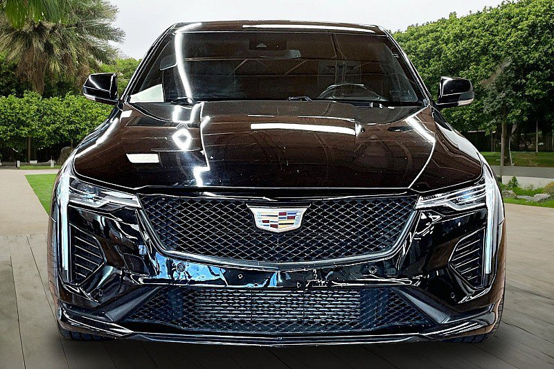 Used 2021 Cadillac CT4 V w/ Climate Package RWD image 2