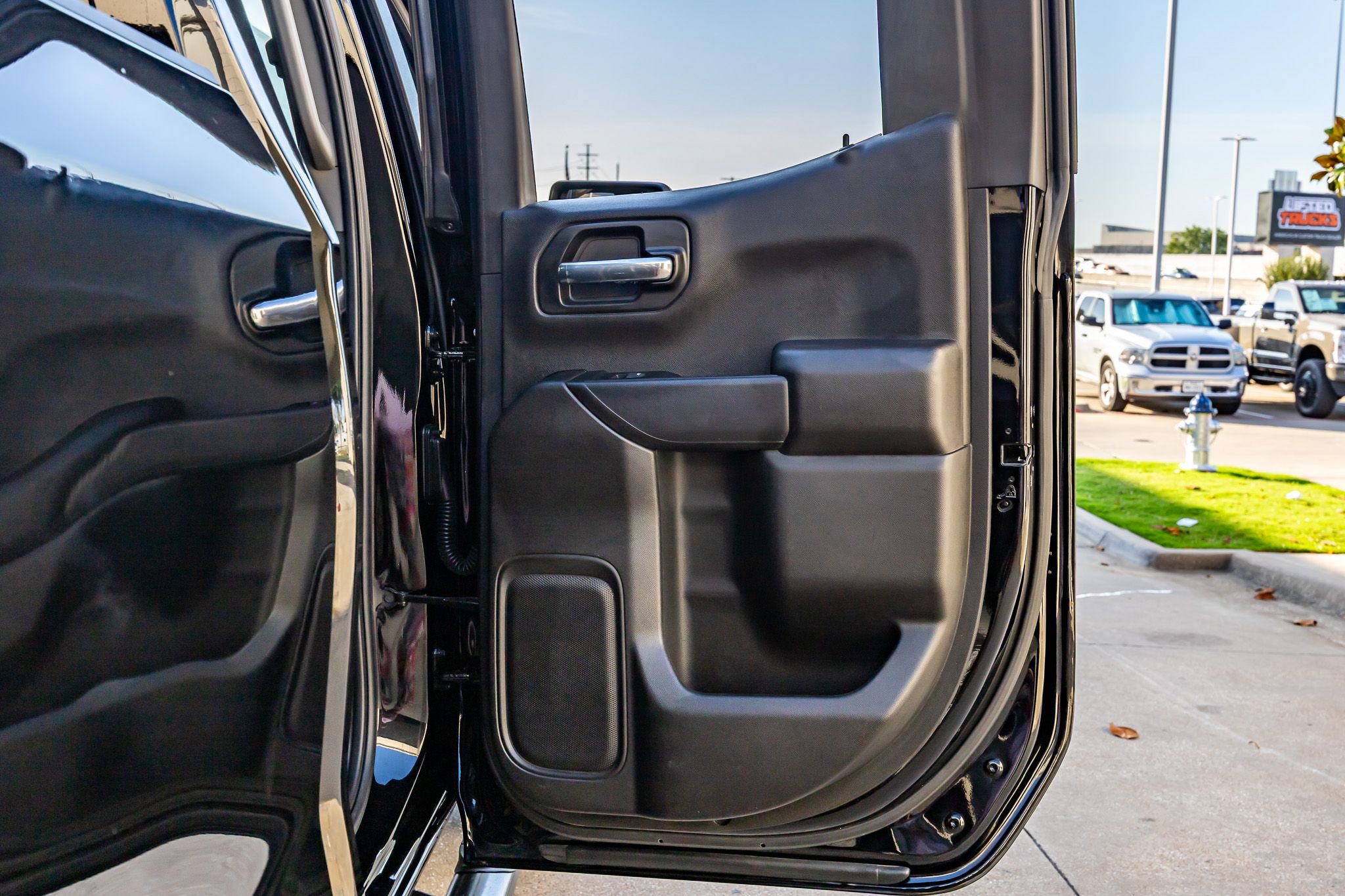 Used 2022 Chevrolet Silverado 1500 Custom RWD image 37