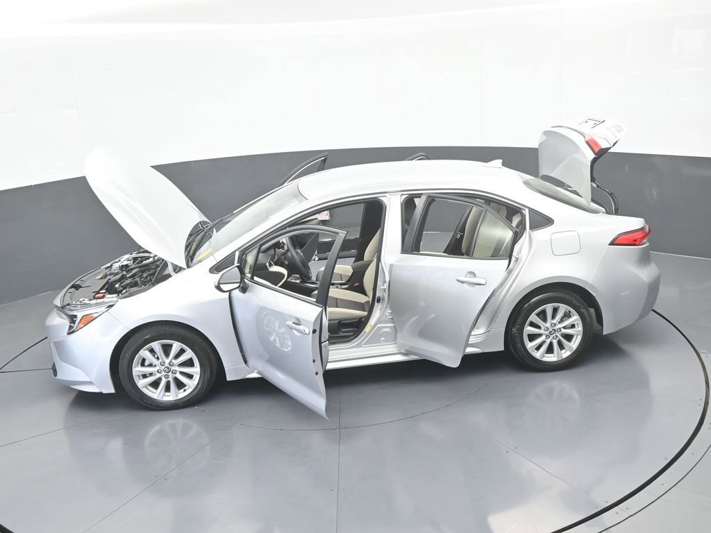 Used 2024 Toyota Corolla LE w/ LE Convenience Package image 54