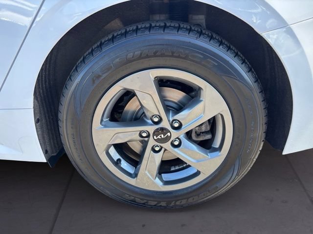 Certified 2023 Kia K5 LXS FWD image 9