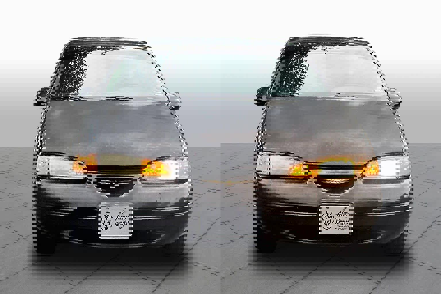 Used 1997 Ford Thunderbird LX image 3