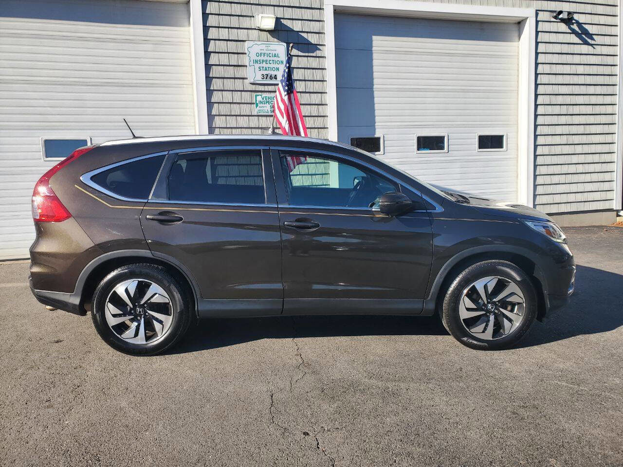 Used 2015 Honda CR-V Touring image 9
