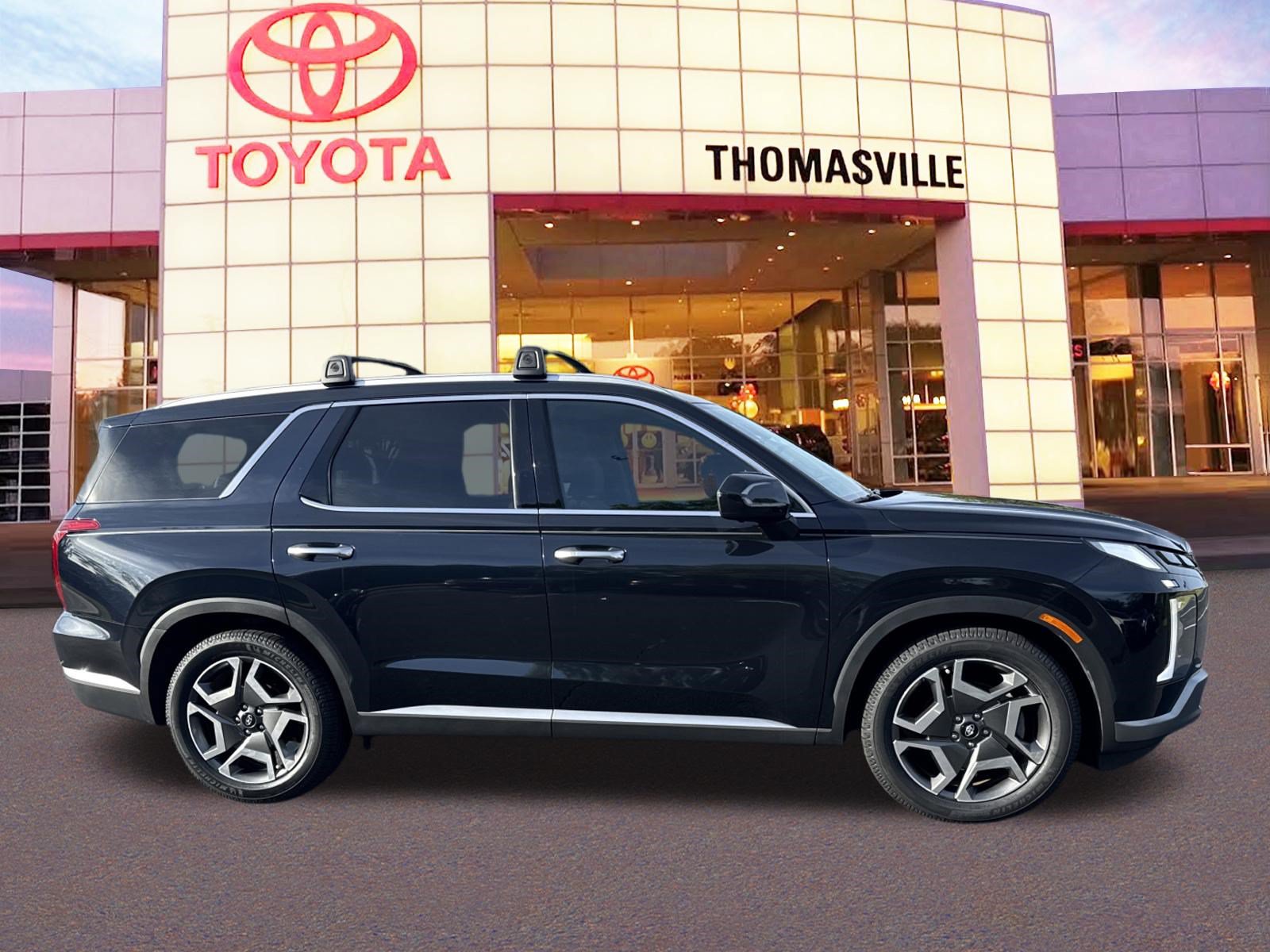 Used 2023 Hyundai Palisade SEL w/ Premium Package AWD/4WD image 4