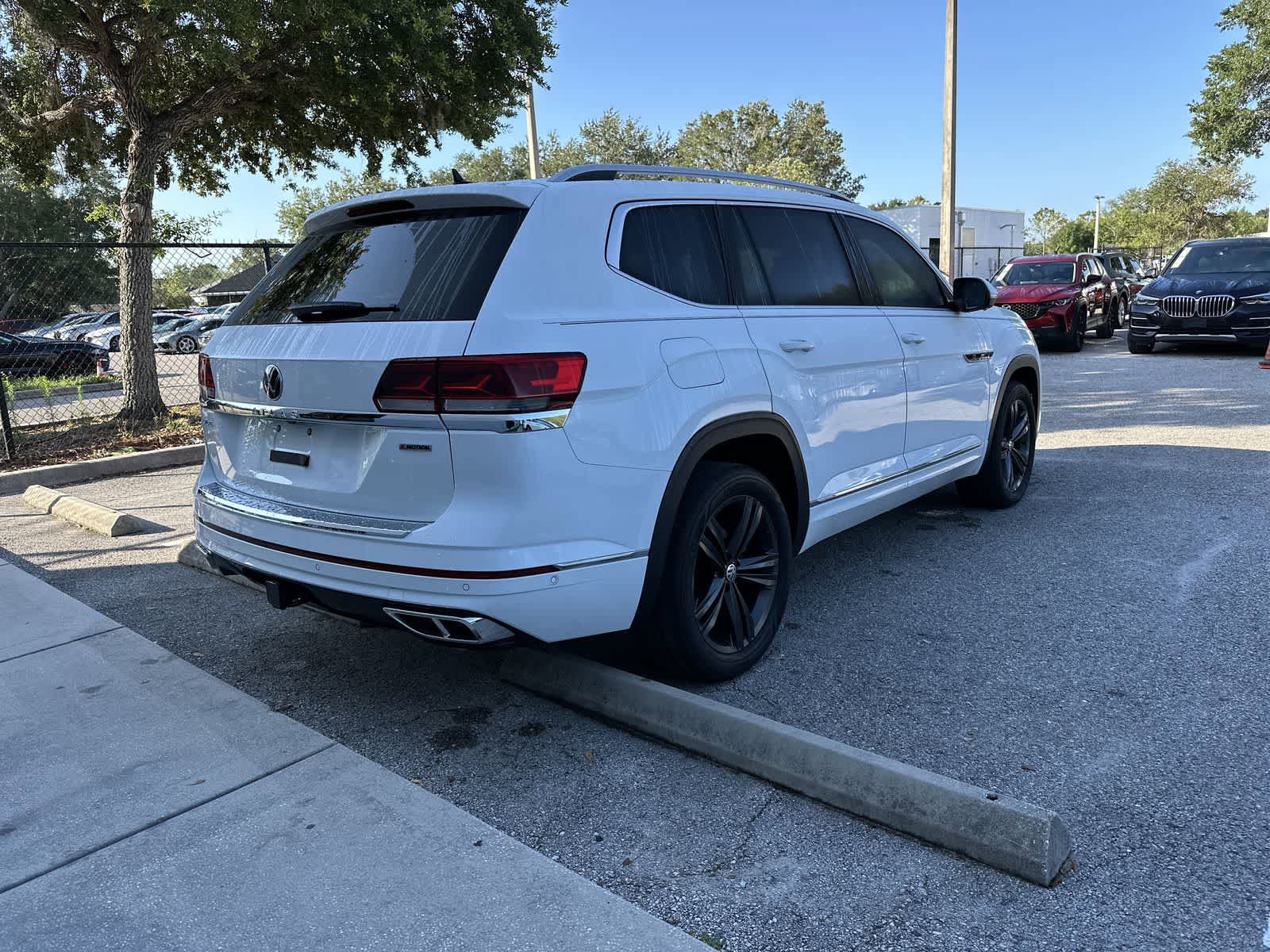 Used 2021 Volkswagen Atlas SEL Premium AWD/4WD image 8