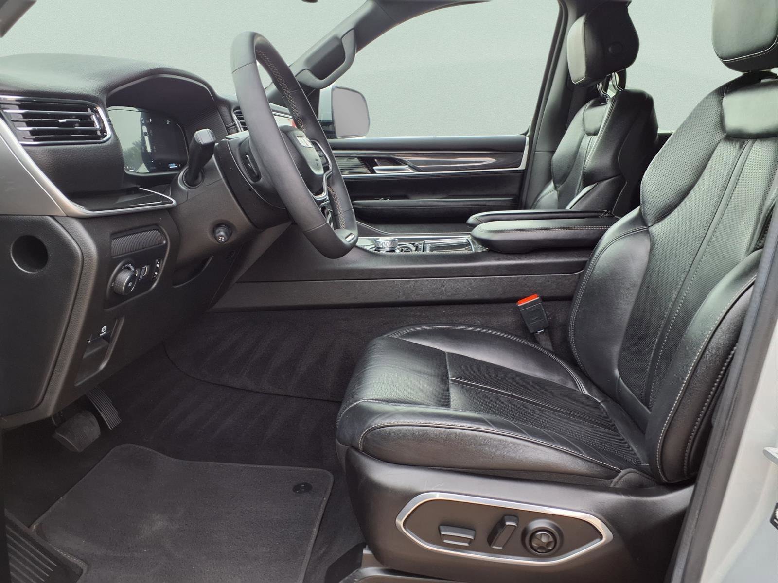 Used 2022 Jeep Wagoneer Series I image 18