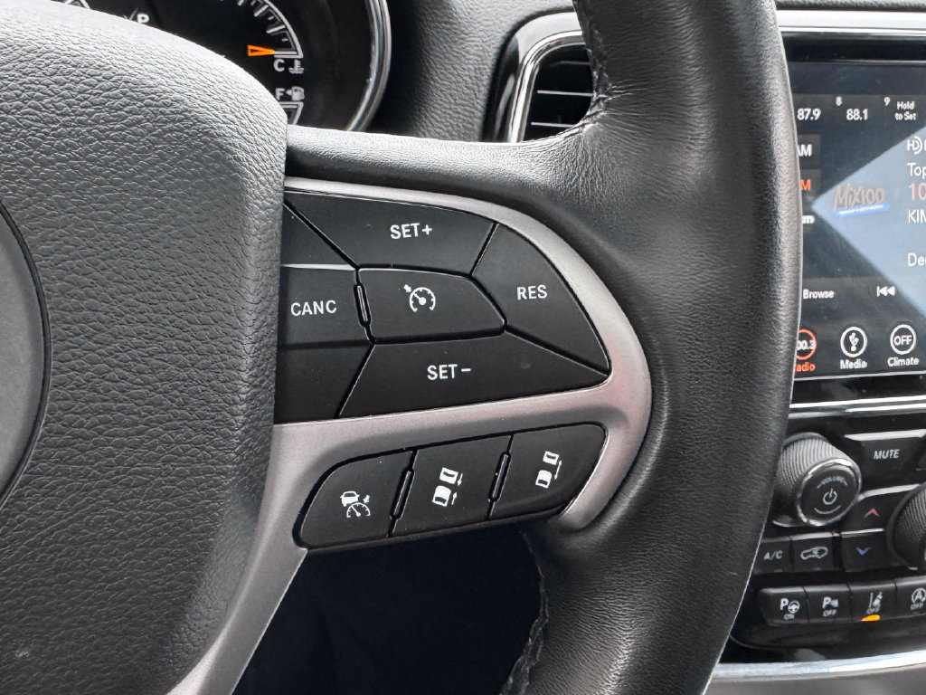 Used 2019 Jeep Grand Cherokee Limited w/ Luxury Group II AWD/4WD image 31