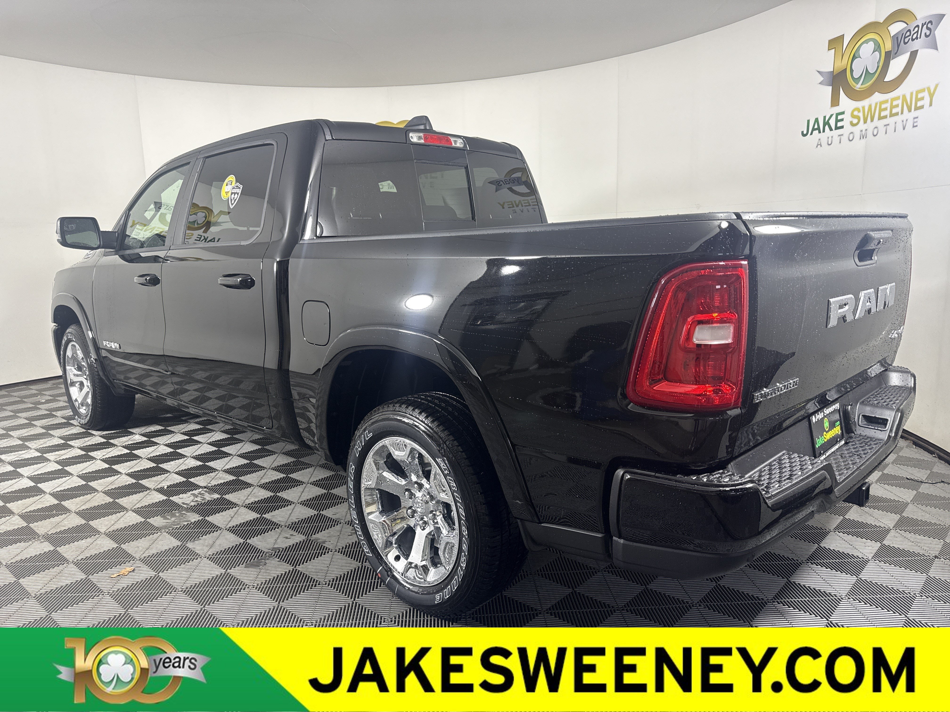 New 2026 RAM 1500 Big Horn AWD/4WD image 6