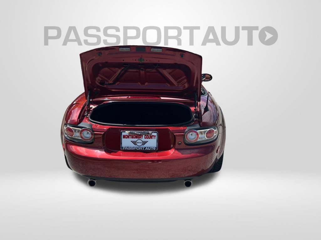 Used 2006 MAZDA MX-5 Miata Grand Touring RWD image 12