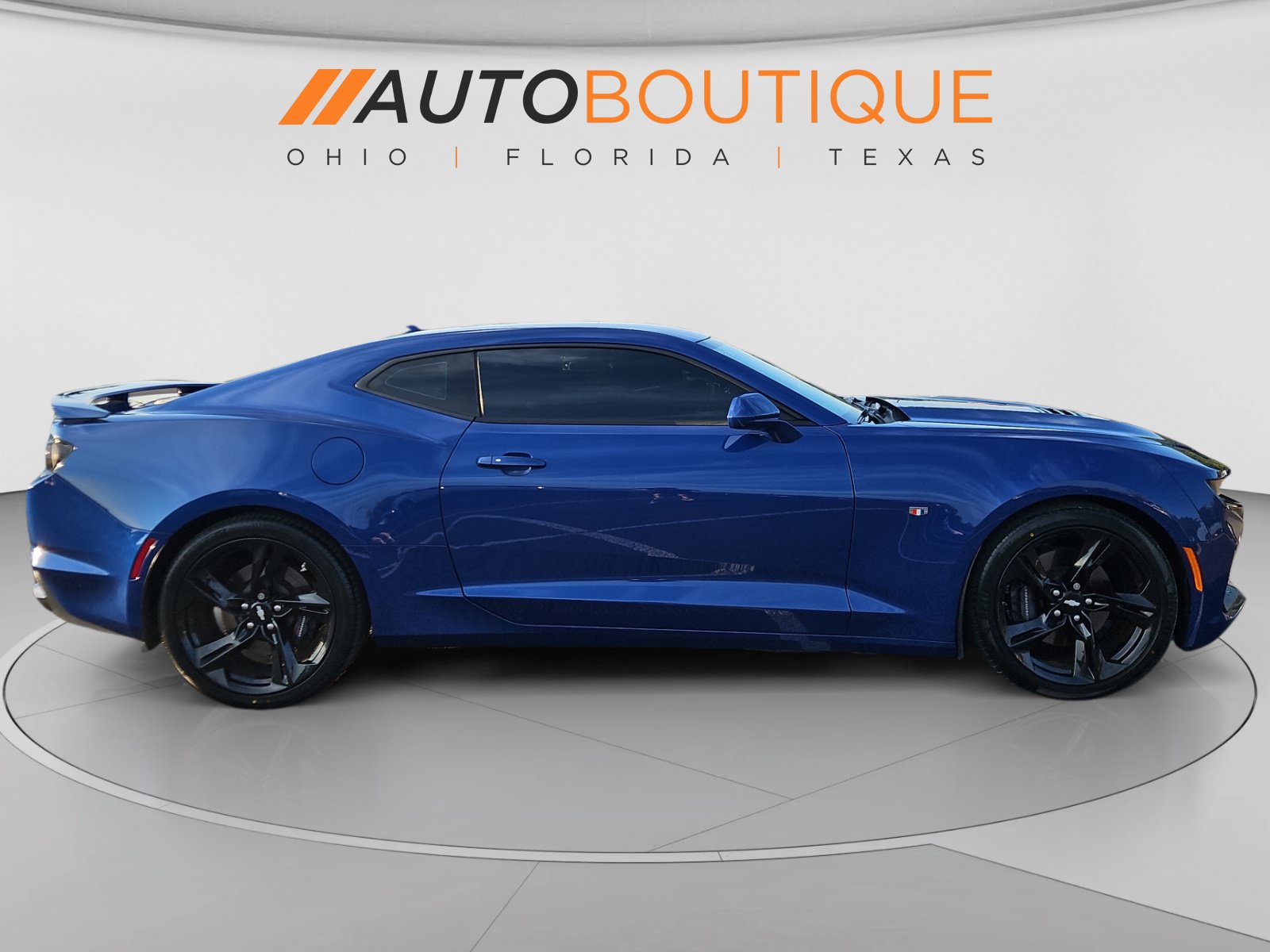 Used 2019 Chevrolet Camaro SS RWD image 6