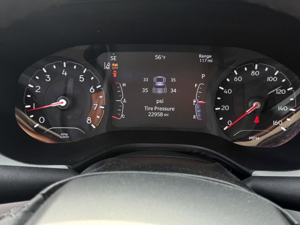 Used 2023 Jeep Compass Limited image 14