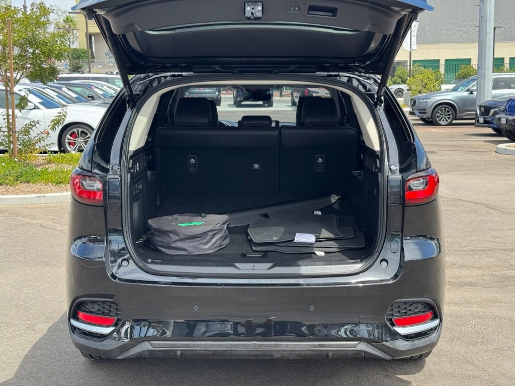 Certified 2025 MAZDA CX-70 Plug-In Hybrid w/ Premium Pkg AWD/4WD image 22