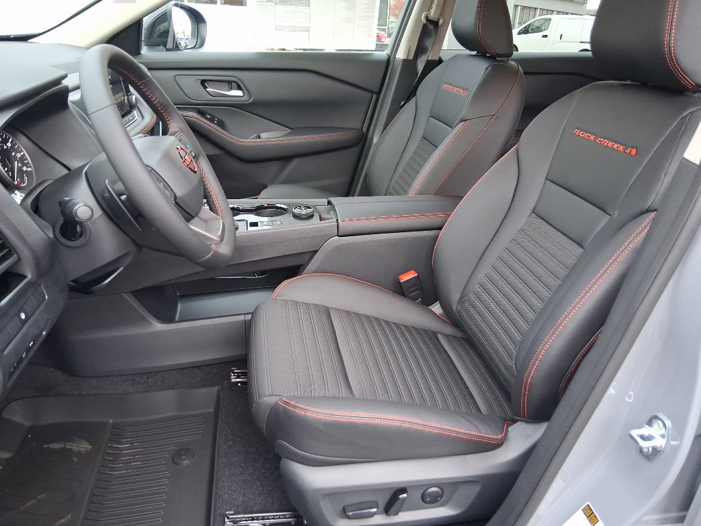 New 2026 Nissan Rogue SV image 10