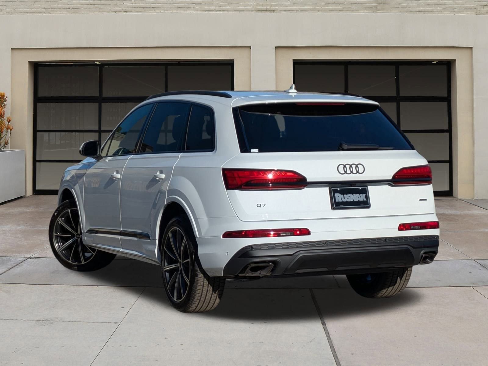 New 2026 Audi Q7 2.0T Premium Plus image 3