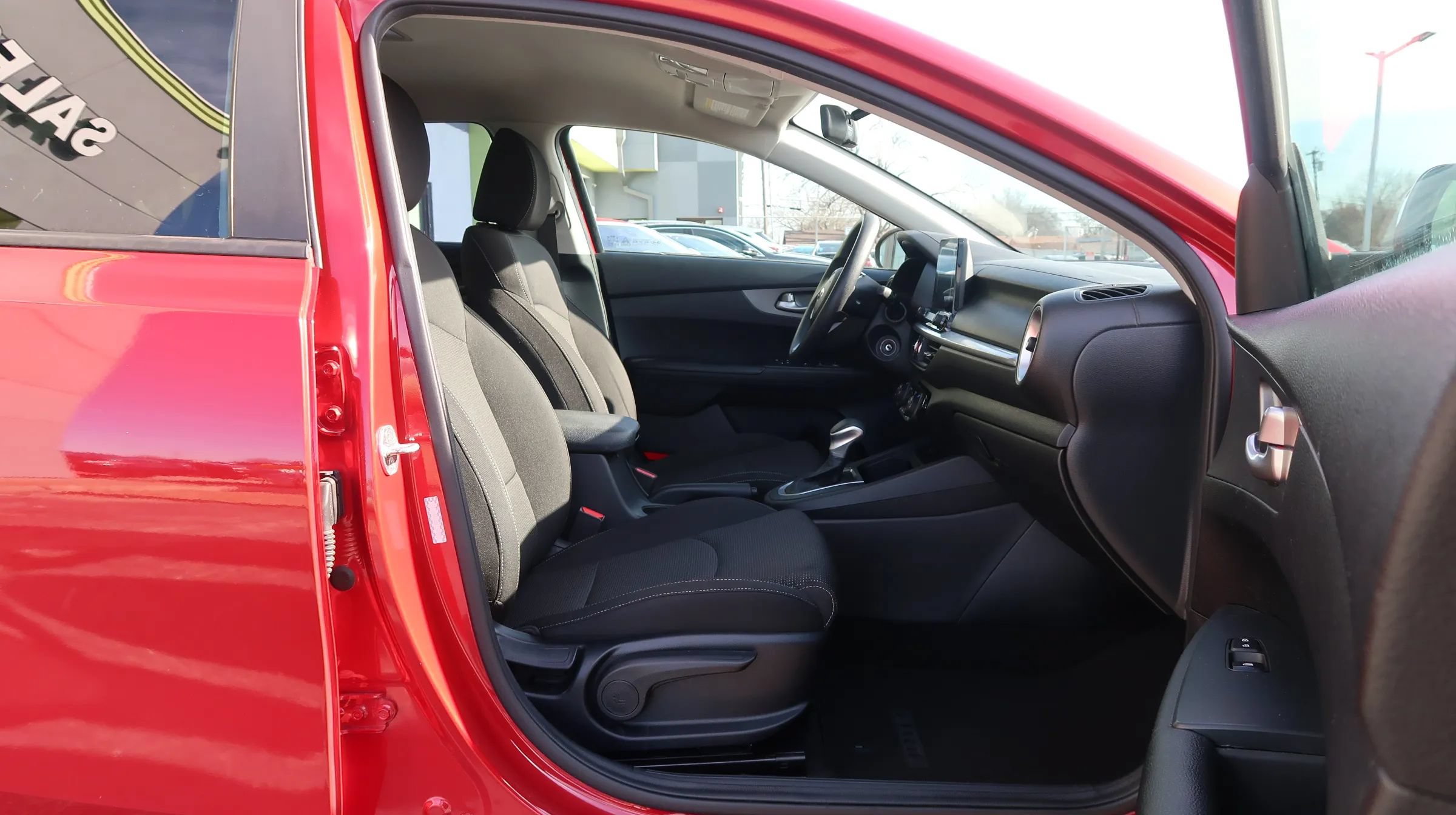 Used 2019 Kia Forte LXS FWD image 22
