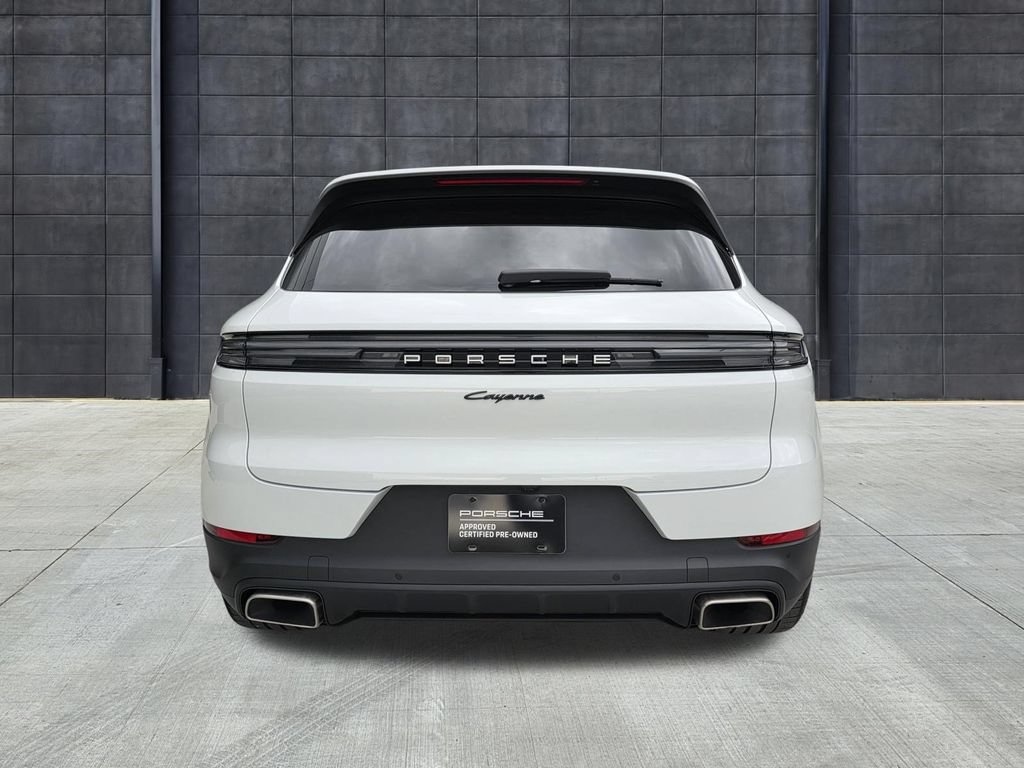 Certified 2025 Porsche Cayenne E-Hybrid AWD/4WD image 10