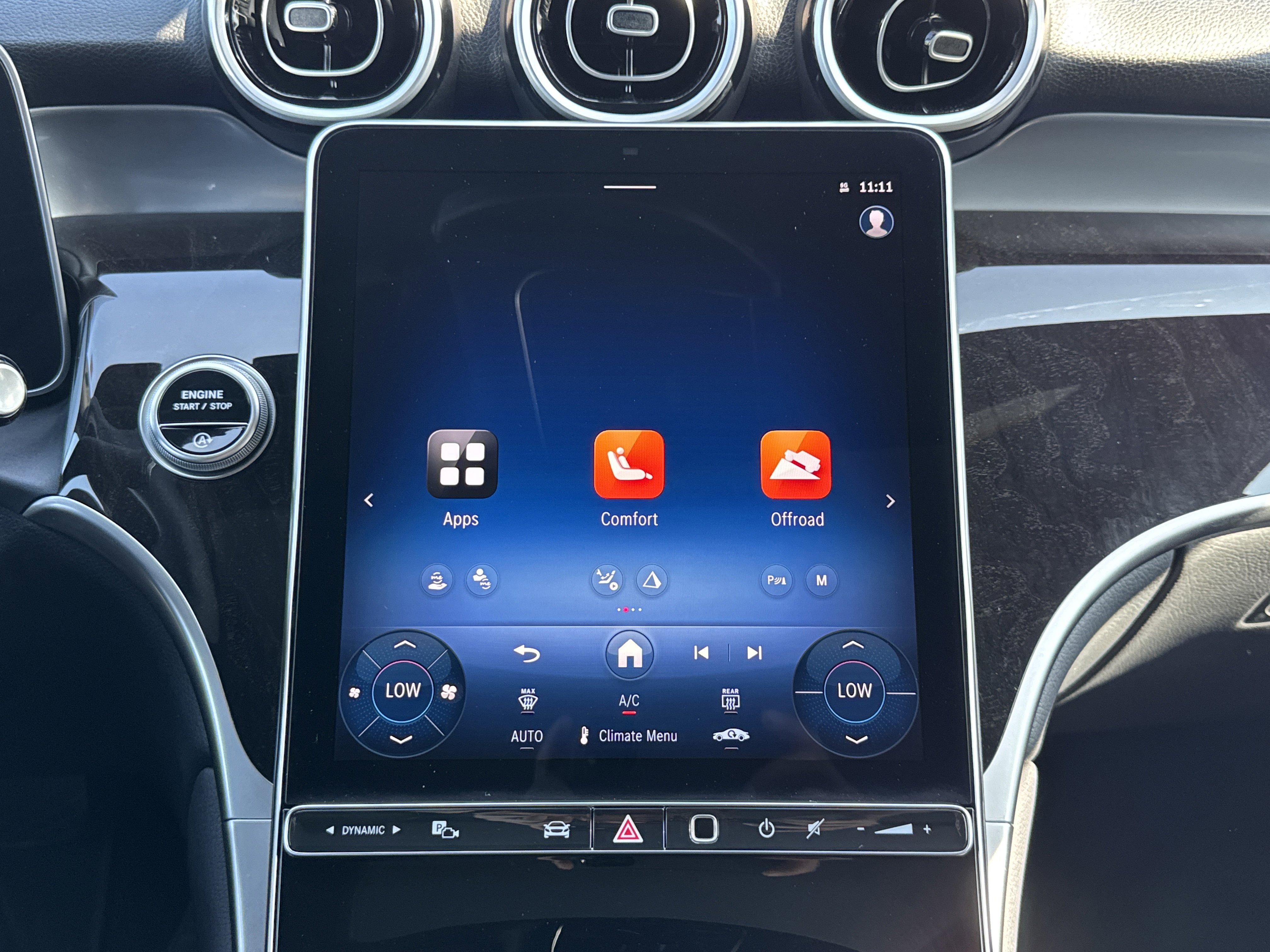 Used 2025 Mercedes-Benz GLC 300 4MATIC image 20