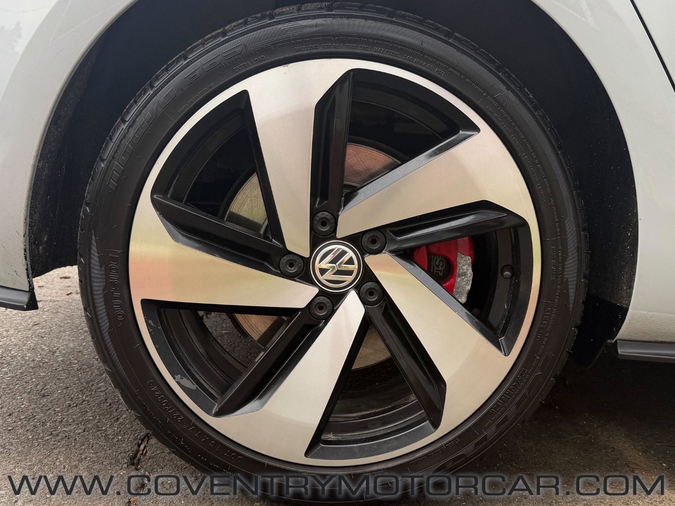 Used 2019 Volkswagen GTI SE w/ SE Experience Package FWD image 11