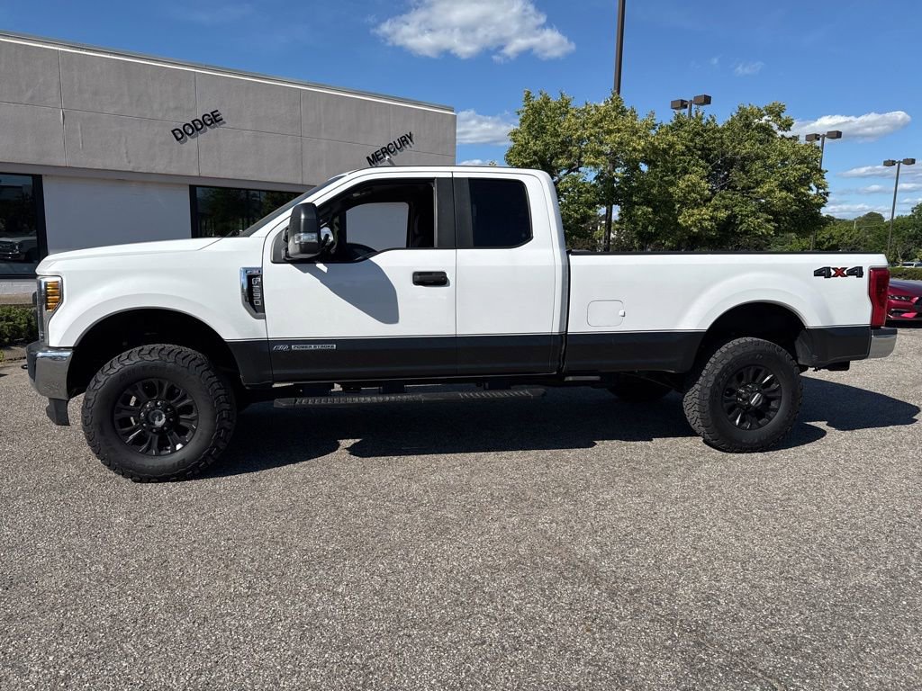Used 2019 Ford F250 XL w/ STX Appearance Package AWD/4WD image 12