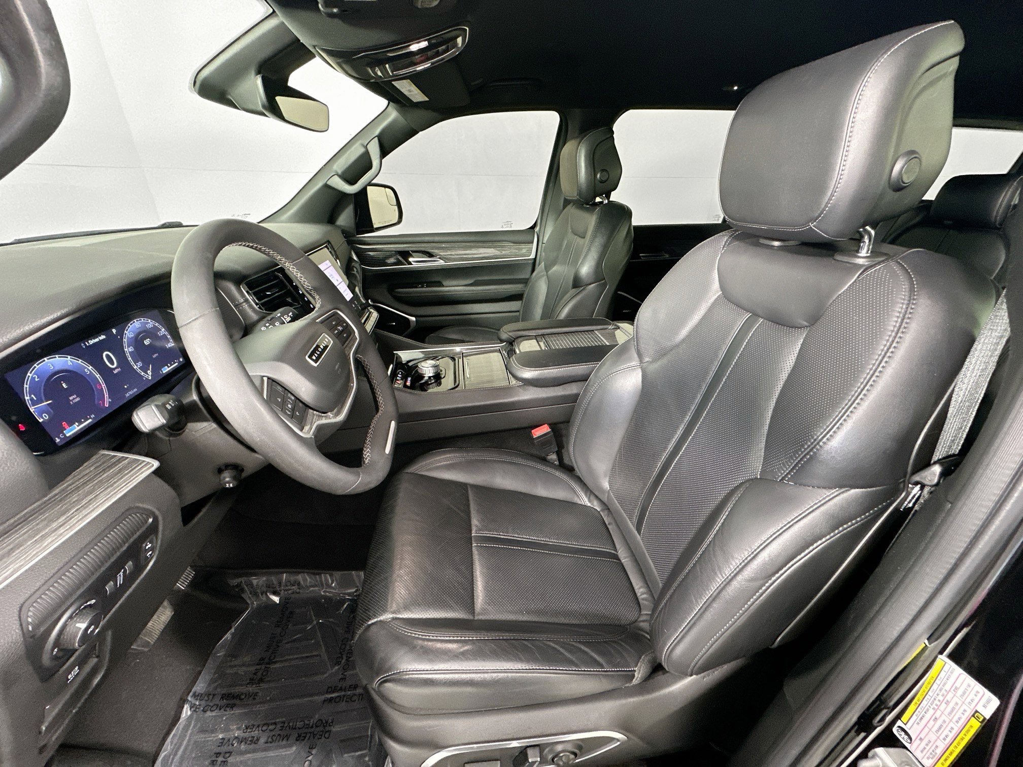 Used 2022 Jeep Wagoneer Series III image 22