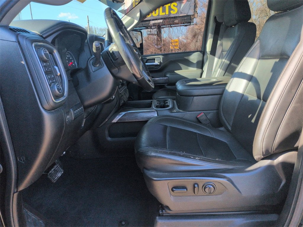Used 2021 Chevrolet Silverado 2500 LTZ w/ LTZ Premium Package image 12