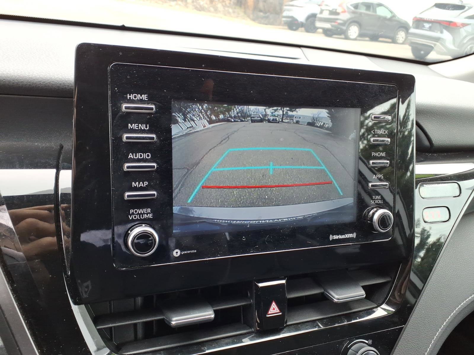Used 2021 Toyota Camry SE image 21
