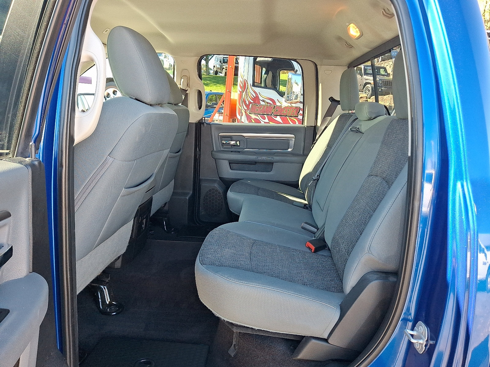Certified 2017 RAM 1500 Big Horn AWD/4WD image 10