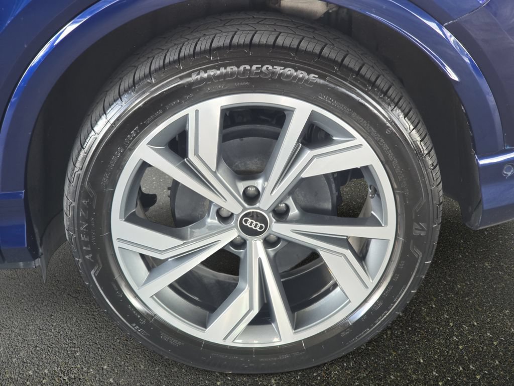 Used 2023 Audi Q4 e-tron Prestige AWD/4WD image 31