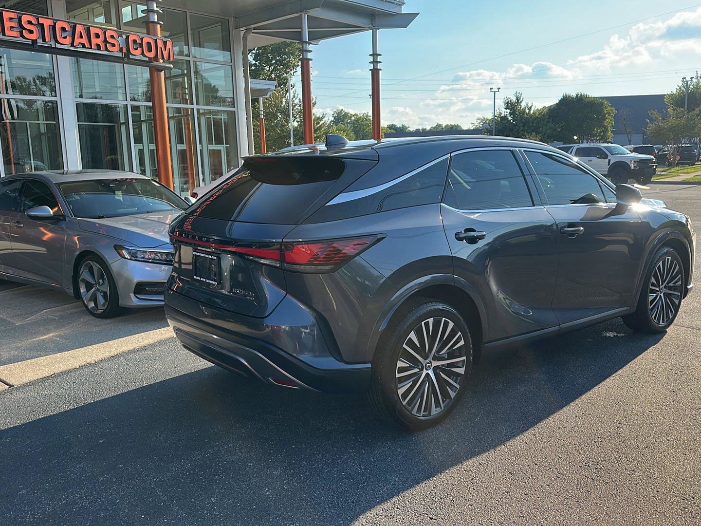 Used 2025 Lexus RX 350 w/ Convenience Package AWD/4WD image 4