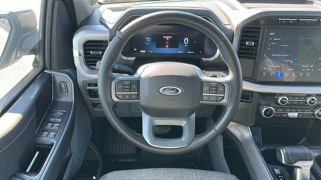 Used 2023 Ford F150 Lightning XLT image 12