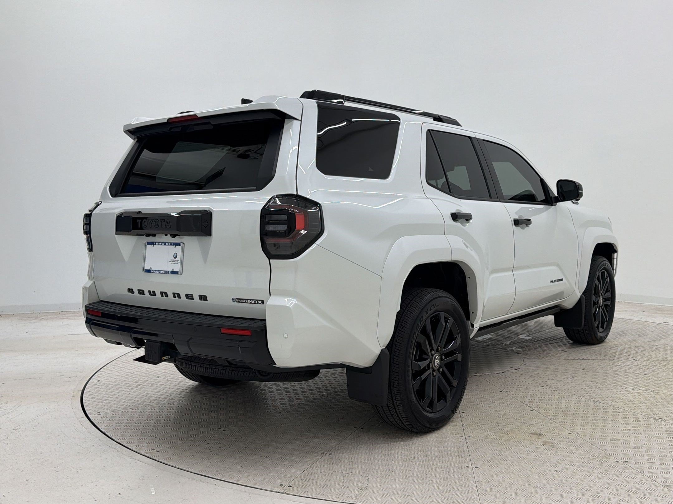 Used 2025 Toyota 4Runner Platinum AWD/4WD image 9