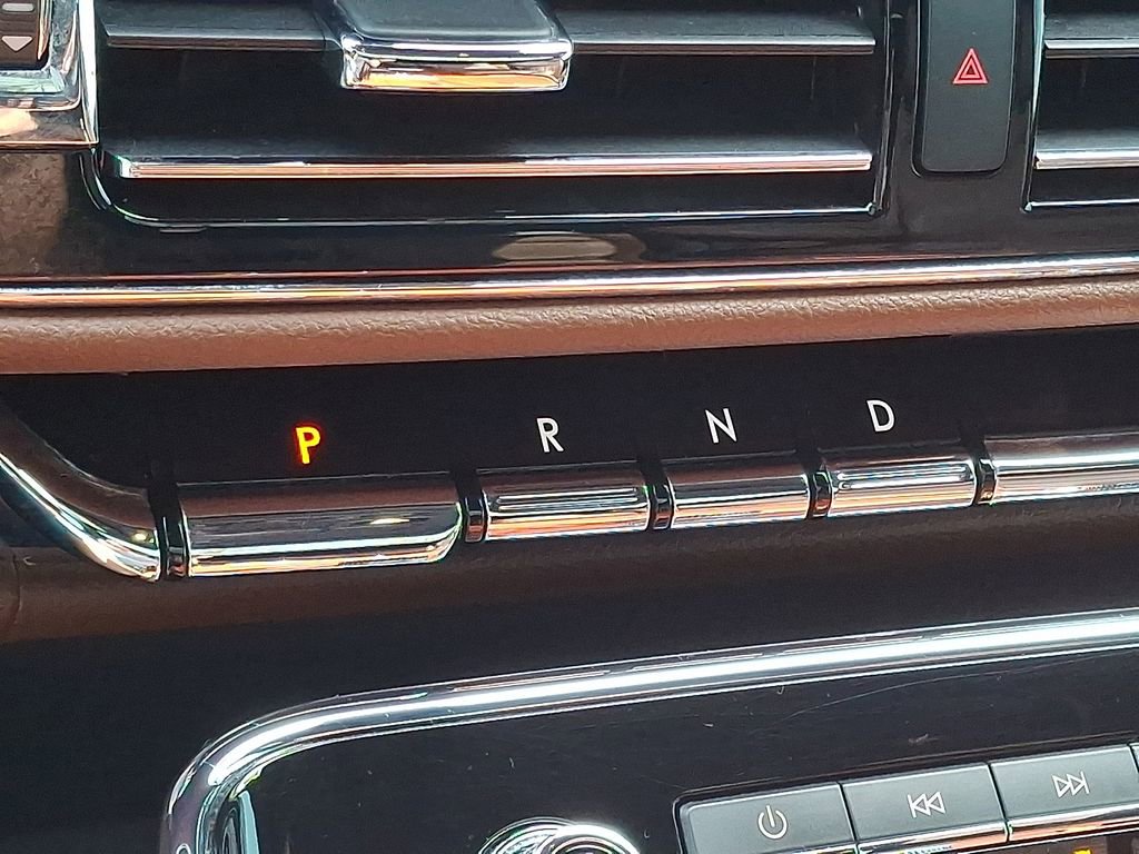 Certified 2024 Lincoln Navigator Reserve AWD/4WD image 18