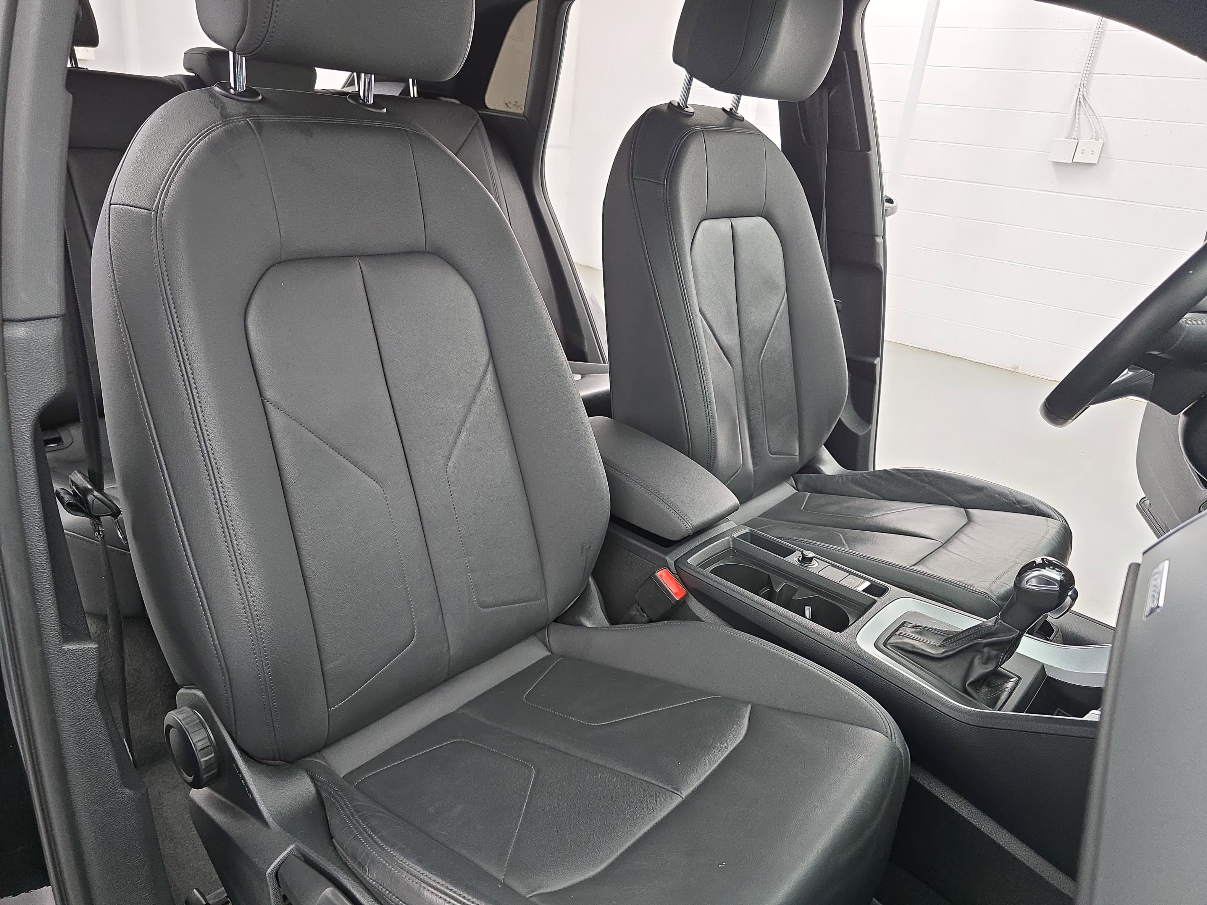 Used 2020 Audi Q3 2.0T Premium AWD/4WD image 10