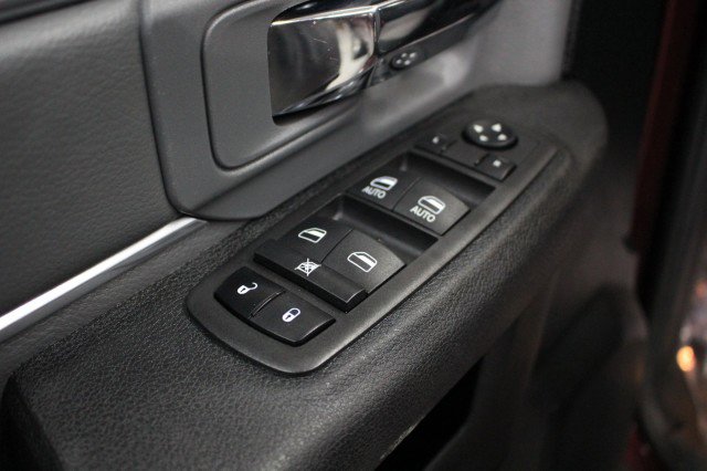 Used 2024 RAM 1500 Classic SLT image 20