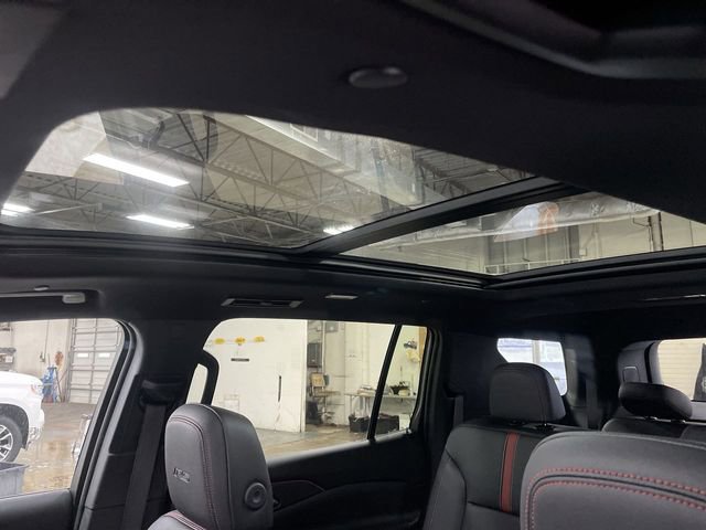 Used 2024 Chevrolet Traverse RS w/ LPO, Floor Liner Package image 22