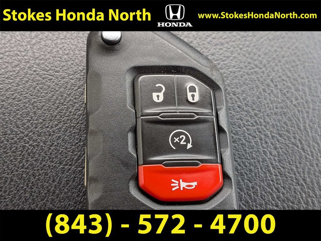 Used 2021 Jeep Wrangler Unlimited Sport AWD/4WD image 32
