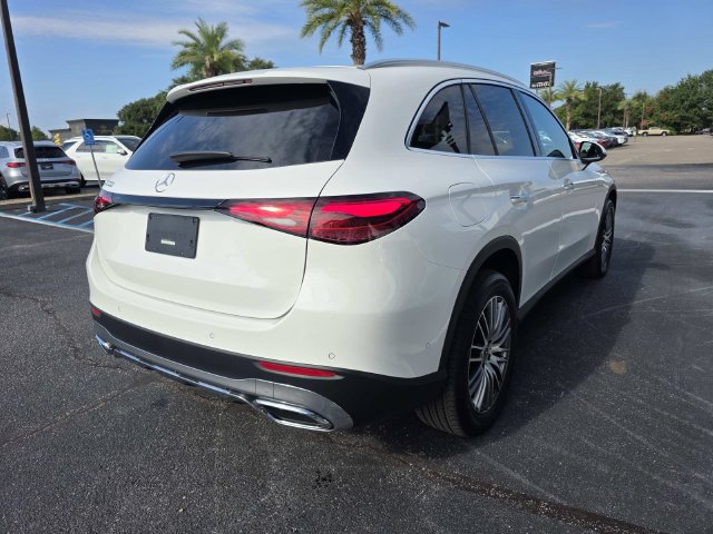 Certified 2025 Mercedes-Benz GLC 300 image 7
