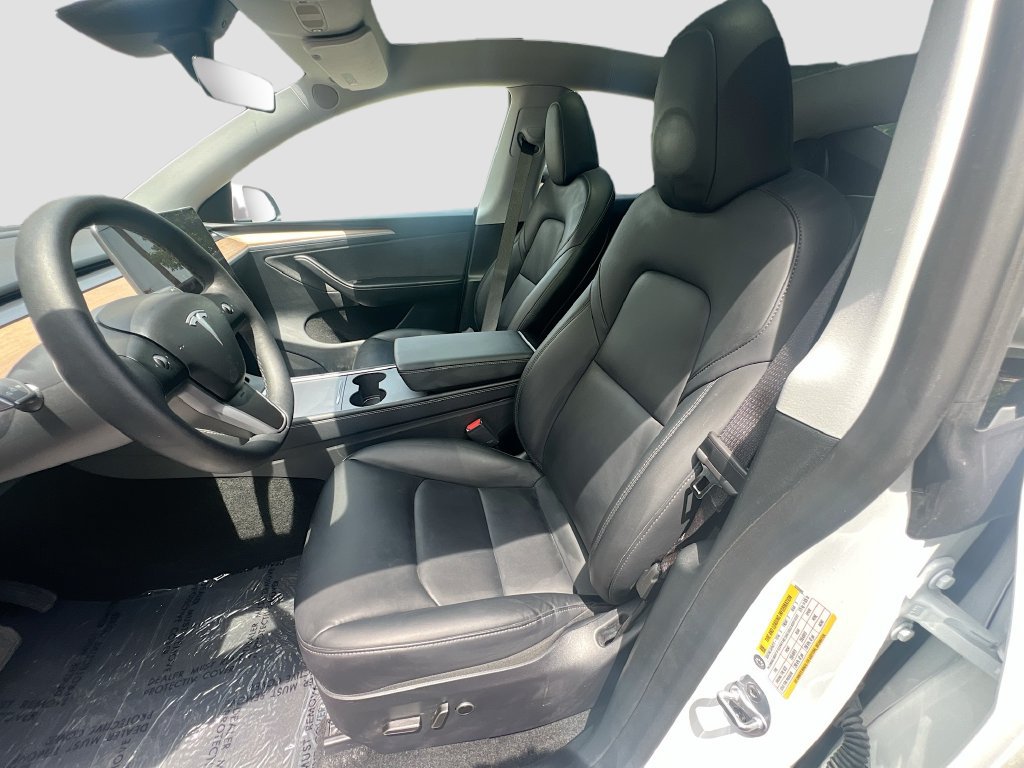 Used 2024 Tesla Model Y Long Range RWD image 22
