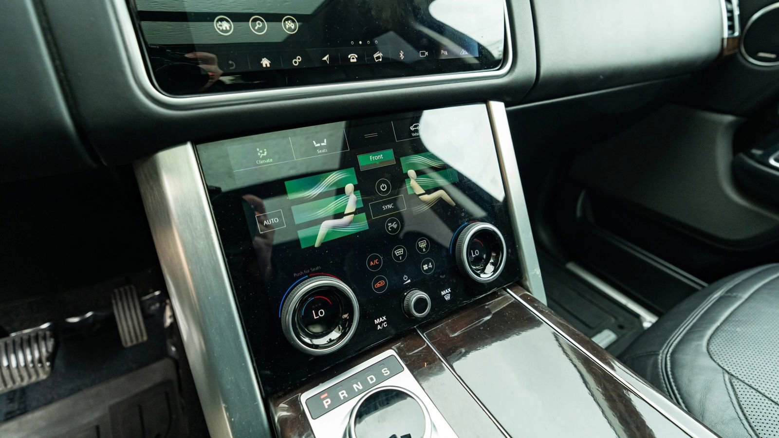 Used 2019 Land Rover Range Rover Long Wheelbase Supercharged AWD/4WD image 52