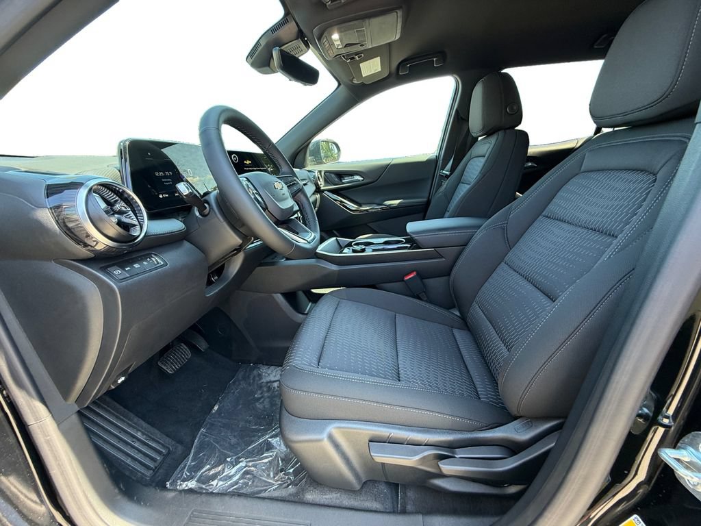 New 2027 Chevrolet Equinox LT w/ Safety and Technology Package AWD/4WD image 9