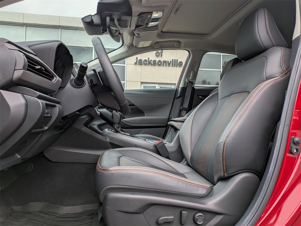 Used 2025 Subaru Crosstrek 2.5i Limited w/ Popular Package #3A image 2