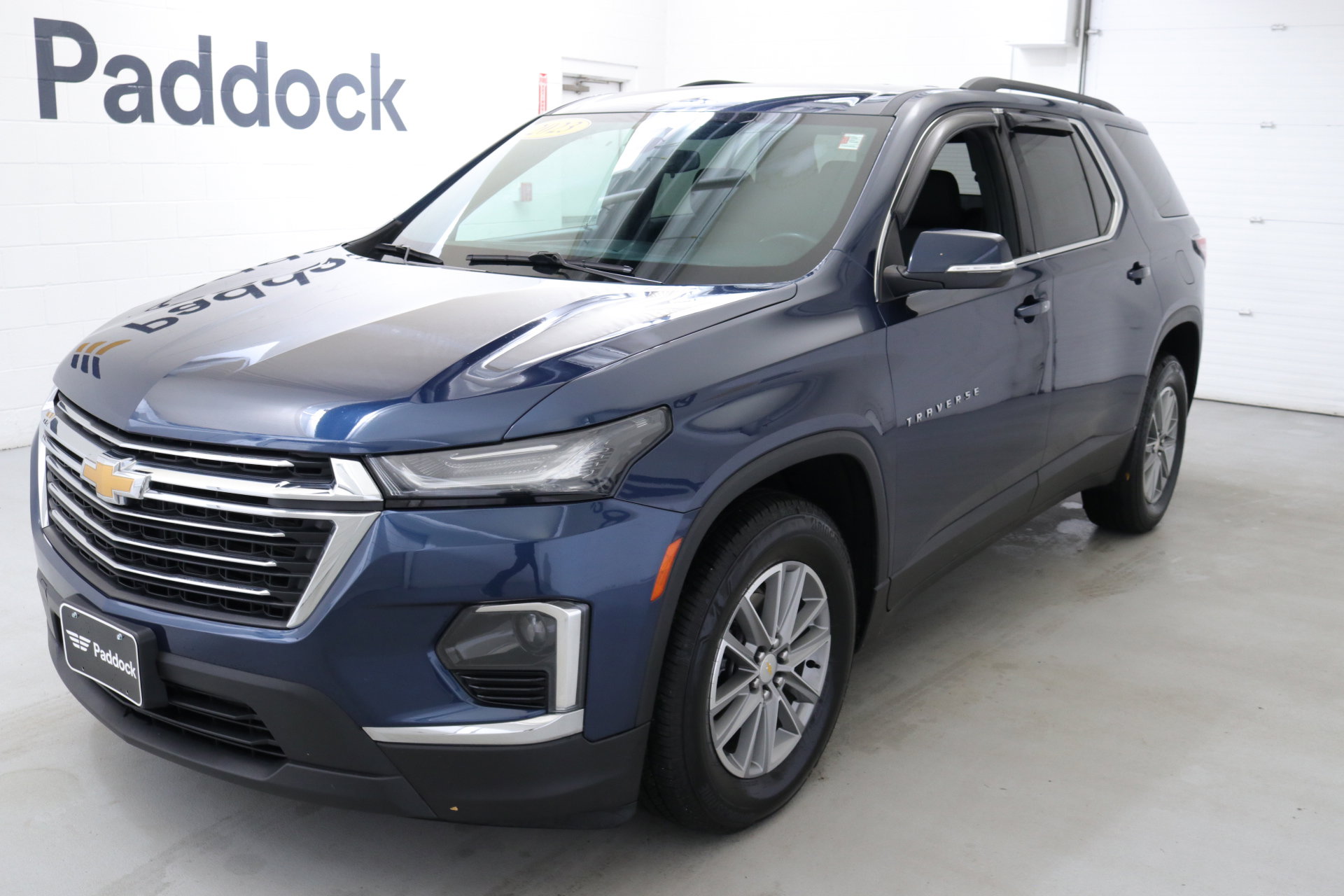 Used 2023 Chevrolet Traverse LT w/ LPO, Floor Liner Package image 3